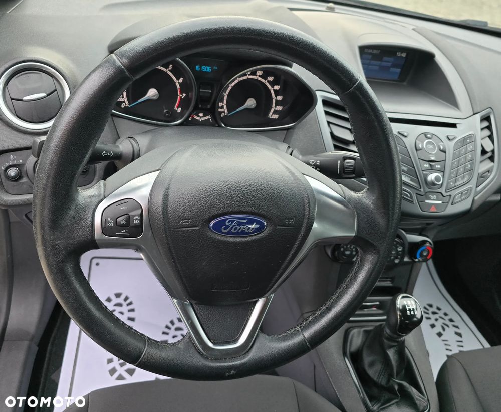 Ford Fiesta 1.25 Ambiente - 29