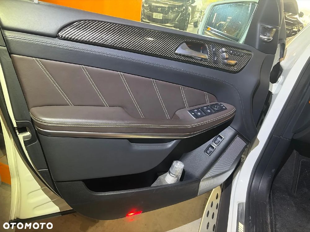 Mercedes-Benz GLS AMG 63 4Matic AMG Speedshift 7G-TRONIC - 11