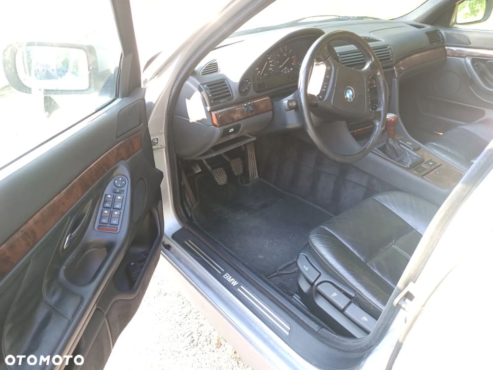 BMW Seria 7 730i V8 - 13