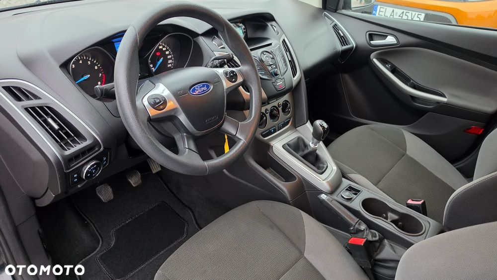 Ford Focus 1.0 EcoBoost Trend - 14