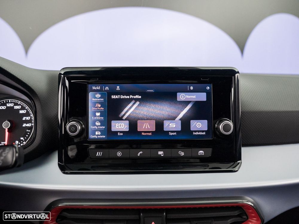 SEAT Arona 1.0 TSI FR - 32