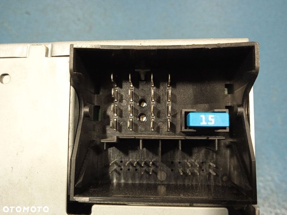 OPEL ASTRA H 1.9 CDTI RADIO CD 30 MP3 13190742  Z157 - 6