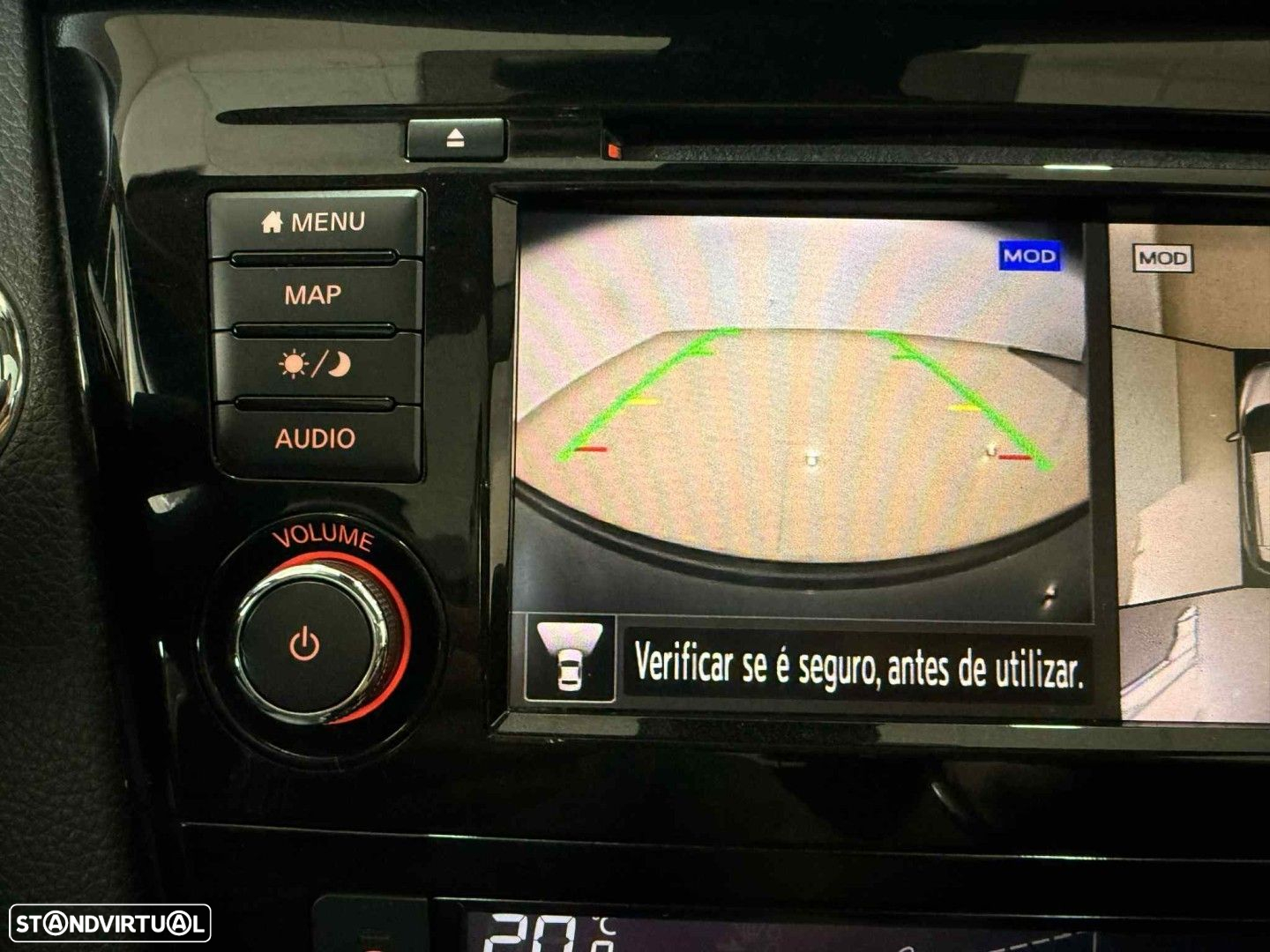Nissan Qashqai 1.5 dCi N-Connecta - 20