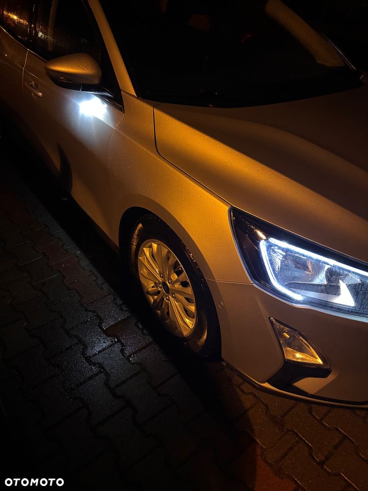 Ford Focus 1.5 EcoBoost Titanium Business - 19