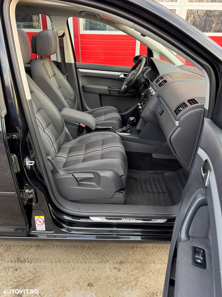Volkswagen Touran 2.0 TDI DPF BlueMotion Technology DSG MATCH - 10