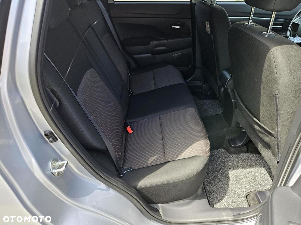 Mitsubishi ASX 1.6 DID Invite - 24