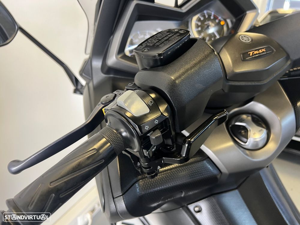 Yamaha TMAX IRON MAX - 9