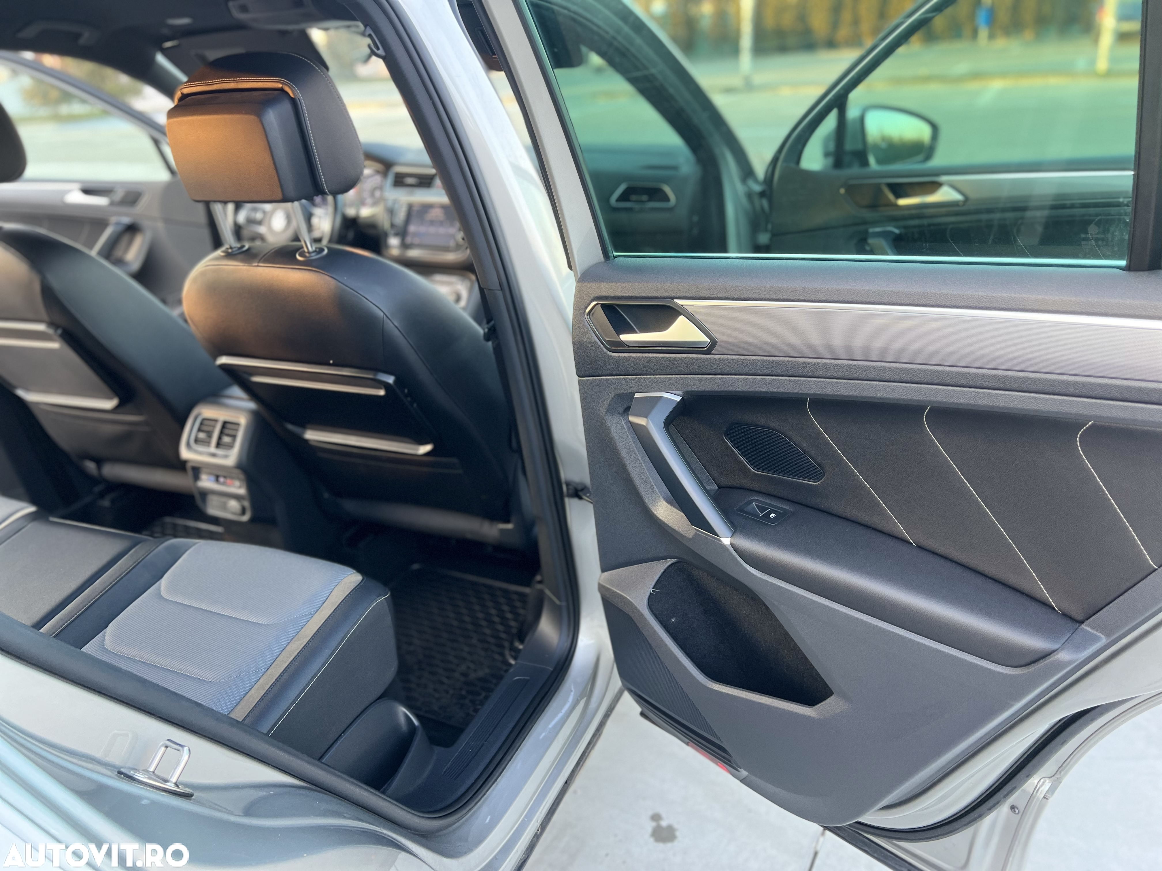 Volkswagen Tiguan - 26