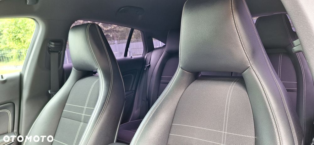 Mercedes-Benz CLA - 16