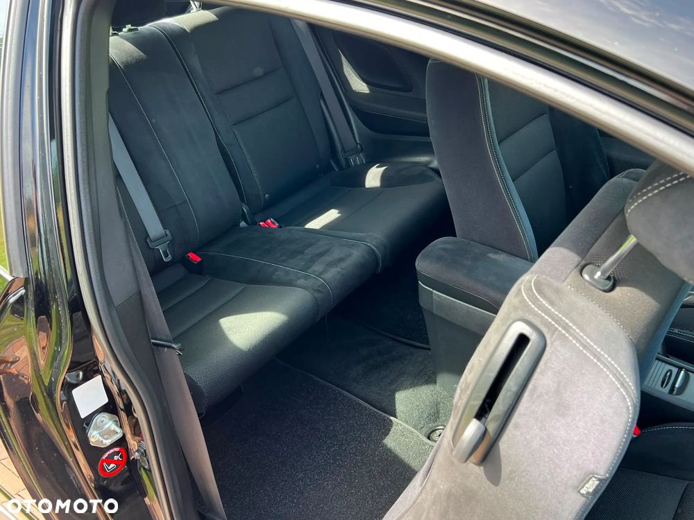 Honda Civic 1.4 i-VTEC Sport - 22