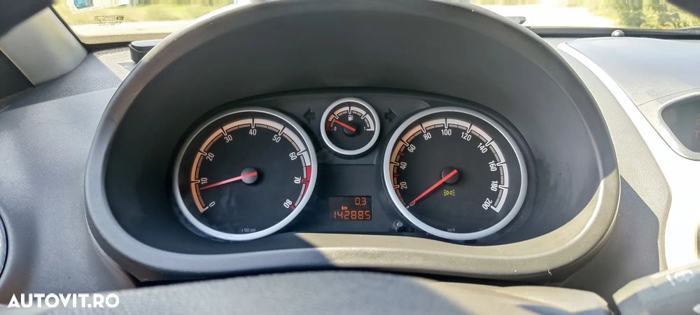 Opel Corsa - 2