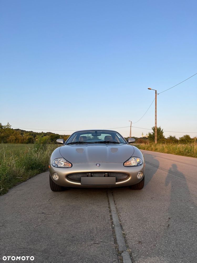 Jaguar XK8 - 4