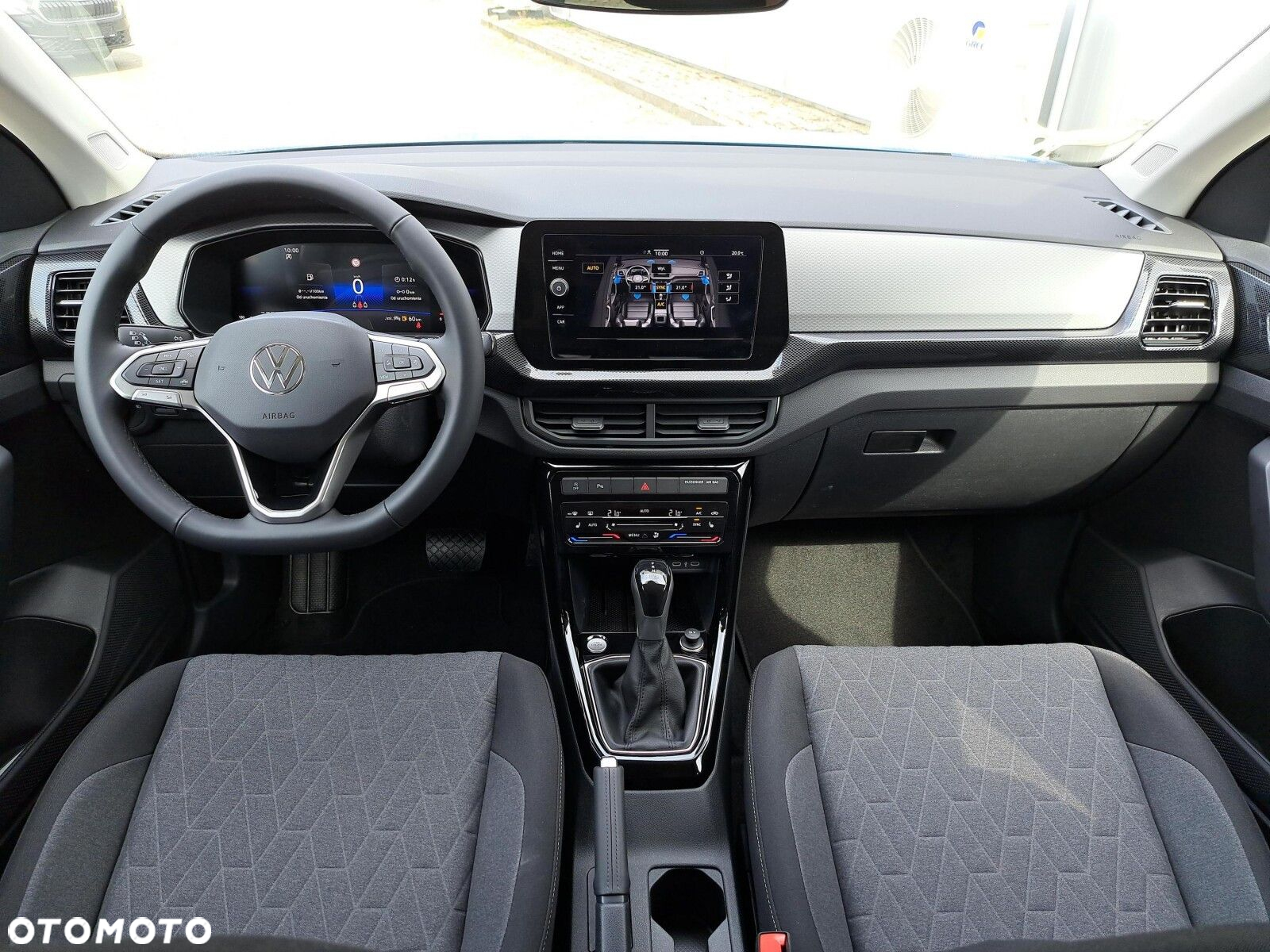 Volkswagen T-Cross - 35