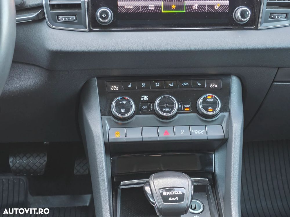 Skoda Karoq 2.0 TDI 4X4 DSG Style - 27