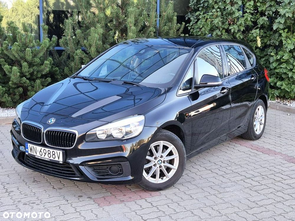 BMW Seria 2 216d - 8