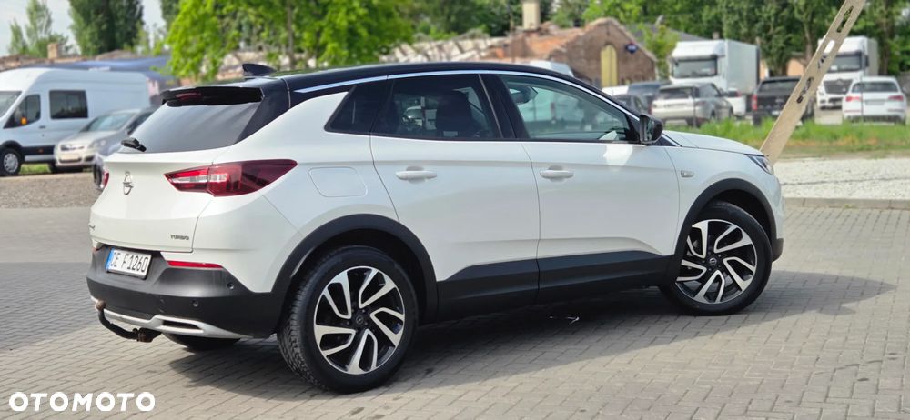 Opel Grandland X 1.2 Start/Stop Design Line - 13