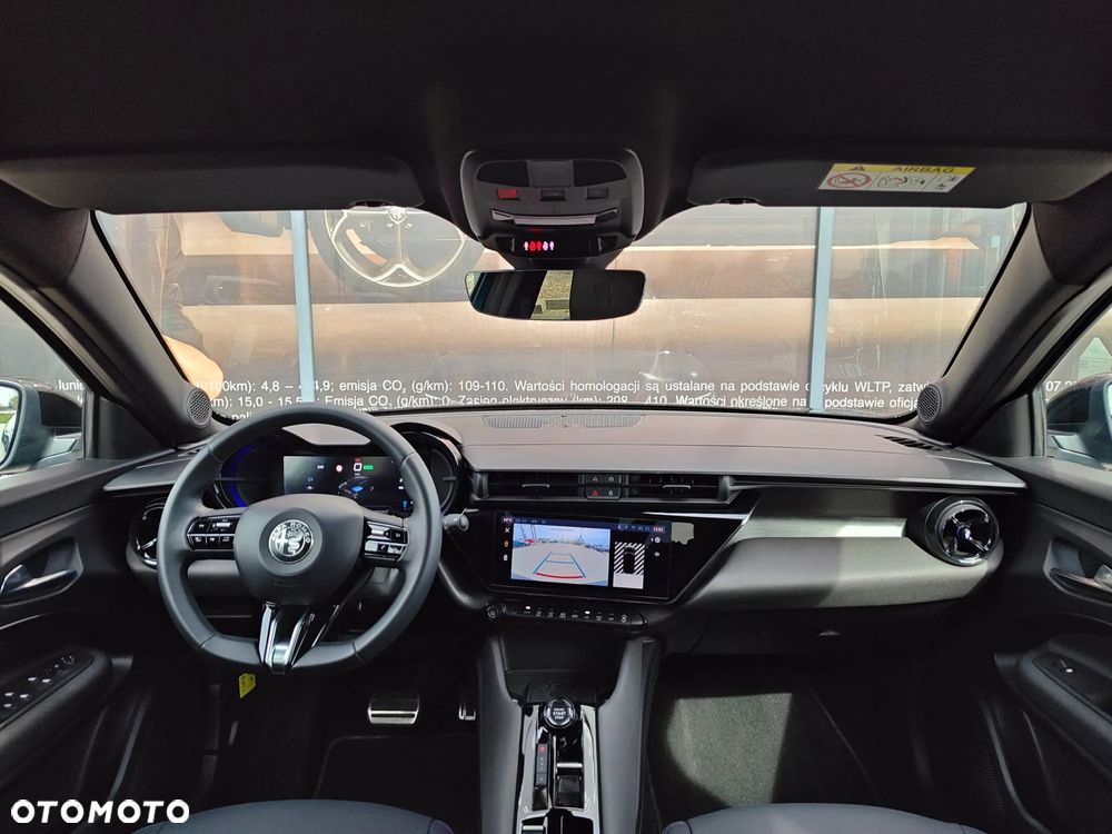Alfa Romeo Junior 54kWh Elettrica - 9