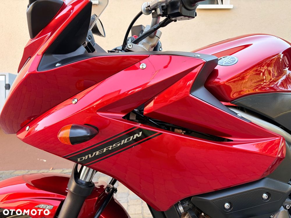 Yamaha XJ - 32
