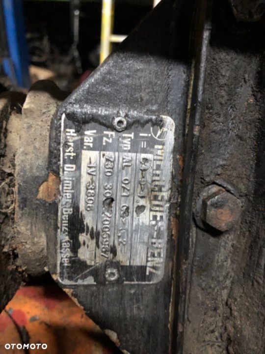 Obudowa mostu przedniego mercedes g-klasa w460 - 2