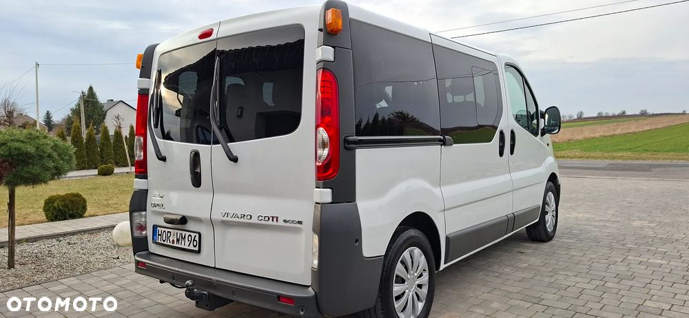 Opel Vivaro - 40