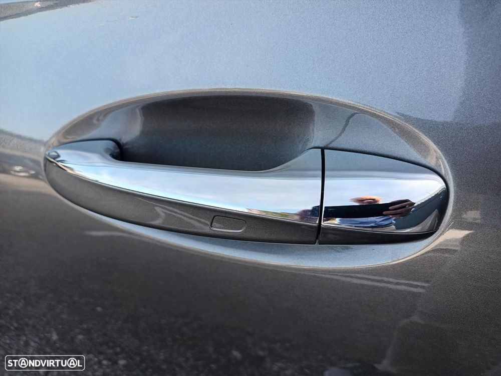 Mercedes-Benz B 180 d - 8