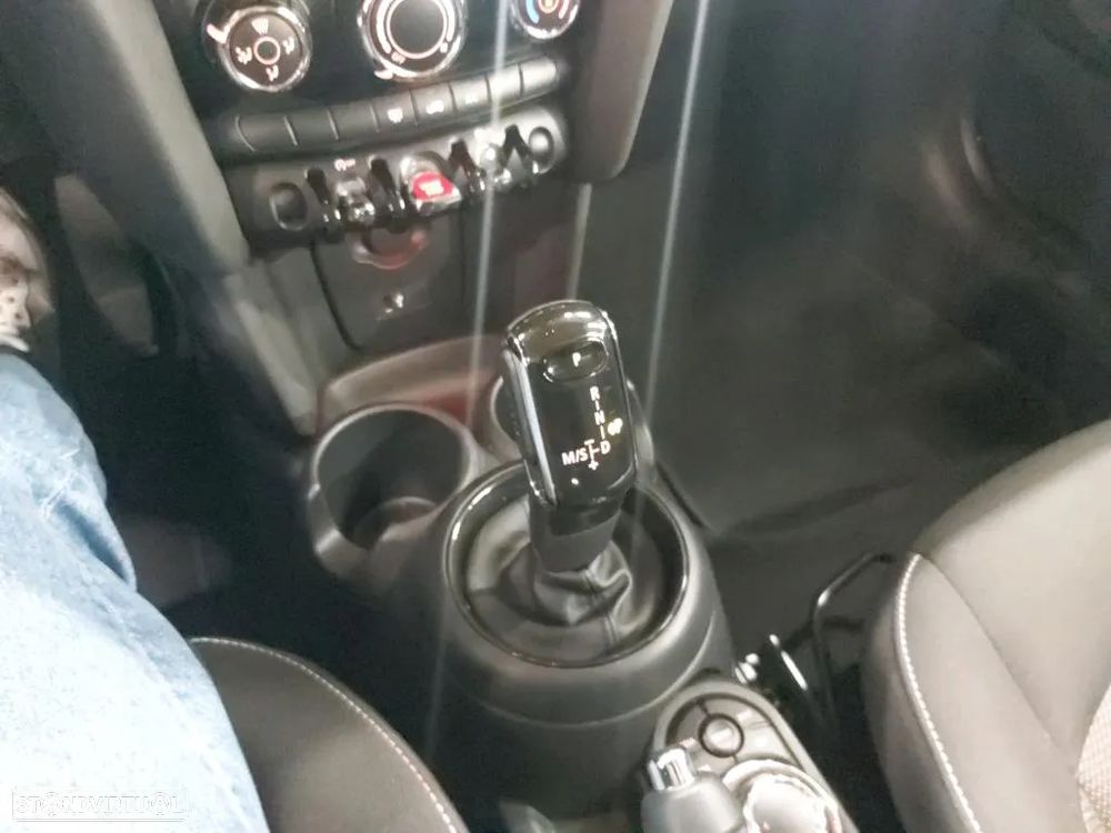 MINI 3 Portas Cooper Auto - 7