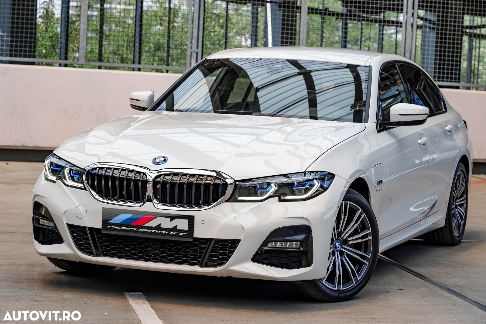BMW Seria 3 330e AT PHEV - 3