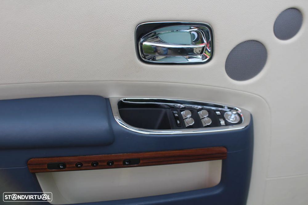 Rolls Royce Ghost - 15