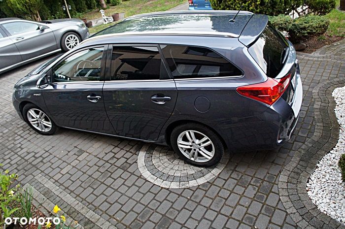 Toyota Auris 1.8 HSD Luna - 8