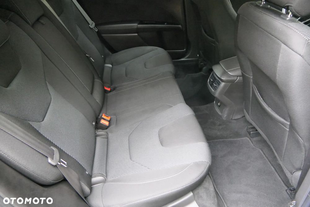 Ford Mondeo 2.0 EcoBlue Titanium - 17