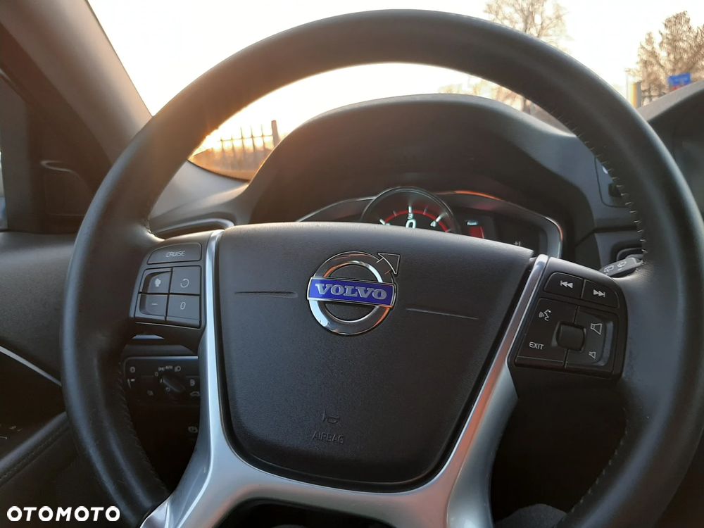 Volvo V70 D4 Summum - 27