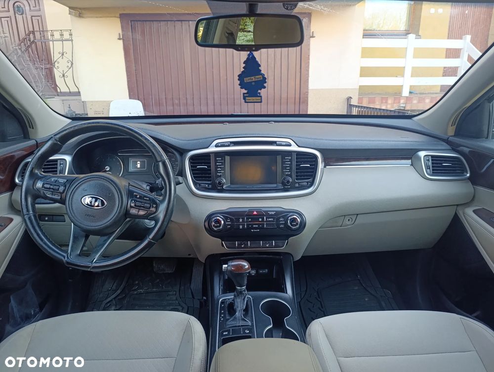 Kia Sorento 2.4 GDI 2WD Edition 7 - 6