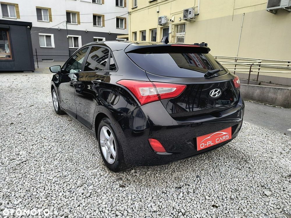 Hyundai i30 1.4 Premium - 8