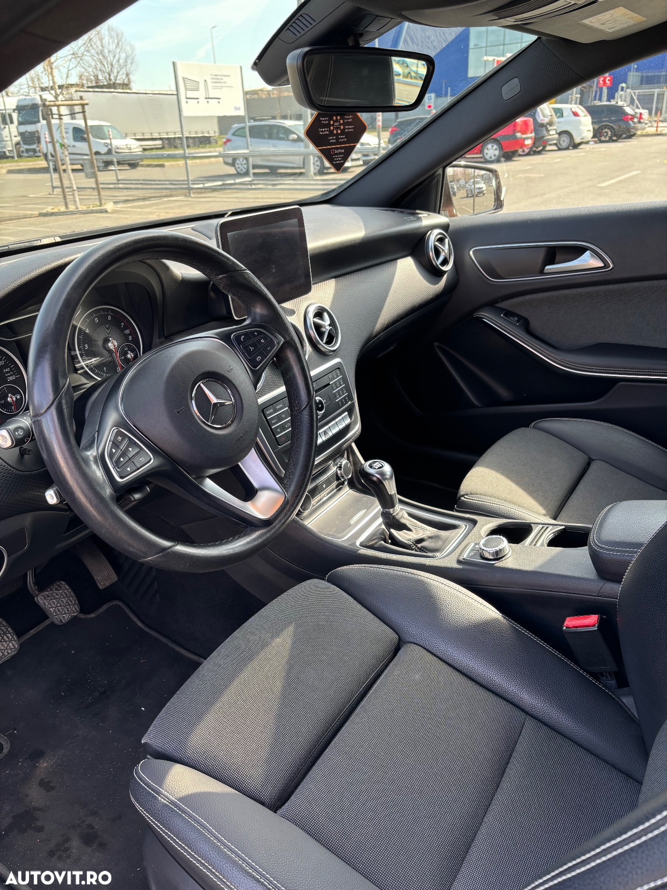 Mercedes-Benz A 180 (BlueEFFICIENCY) - 12