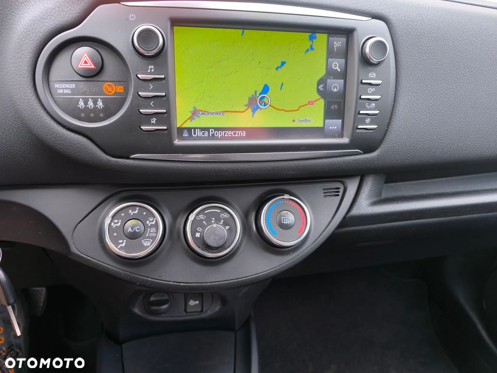 Toyota Yaris - 29