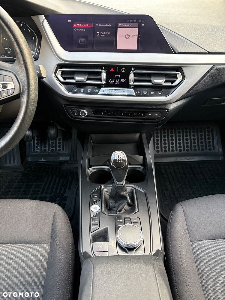 BMW Seria 1 - 17
