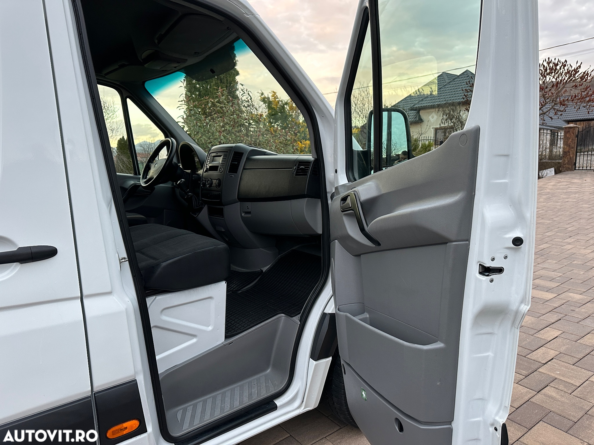 Mercedes-Benz Sprinter 316 Maxi - 8