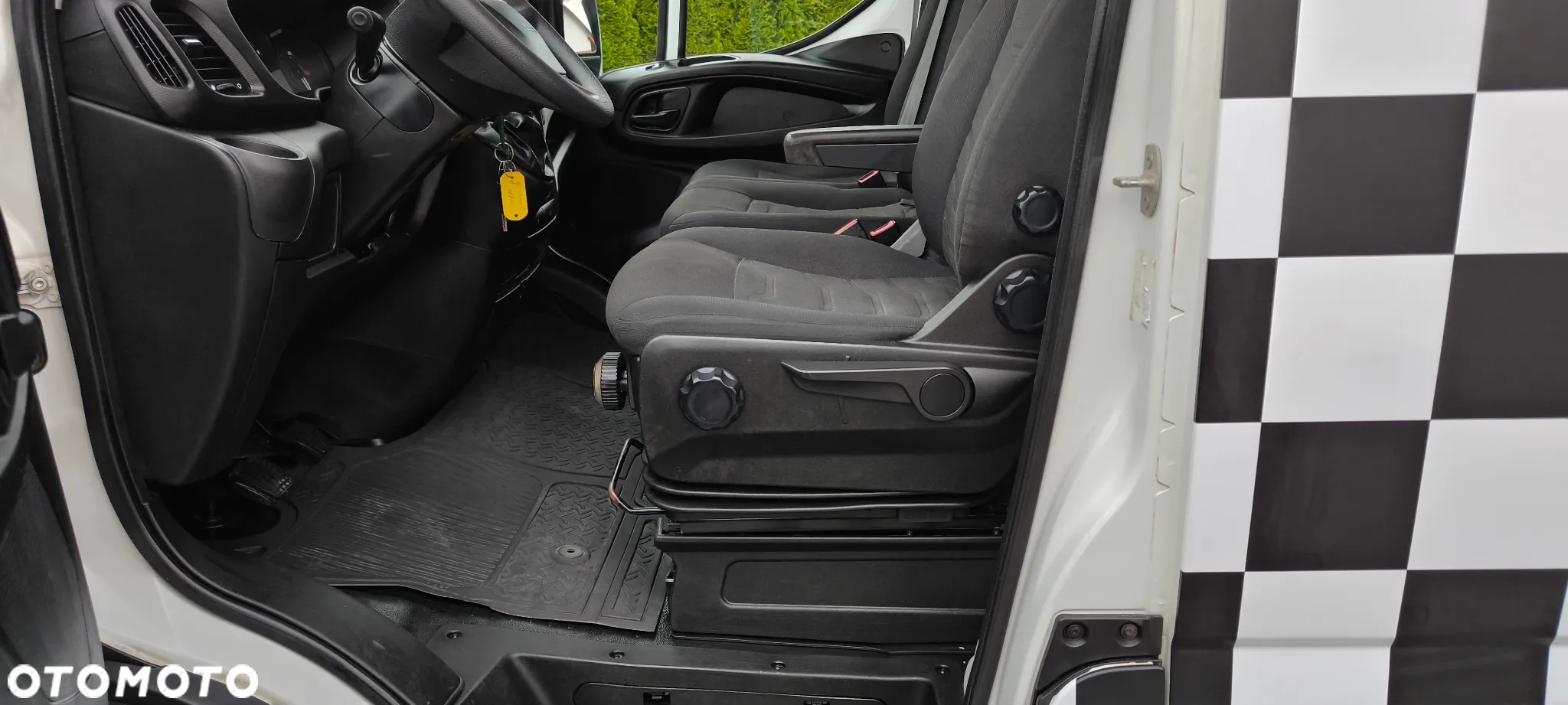 Iveco Daily - 12