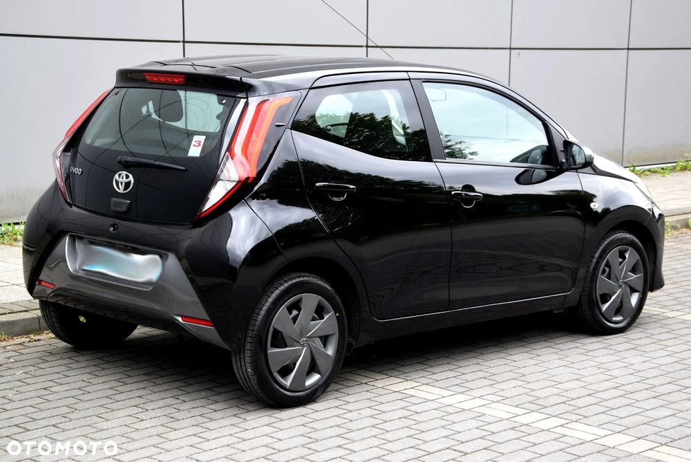 Toyota Aygo 1.0 VVT-i Color Edition - 11