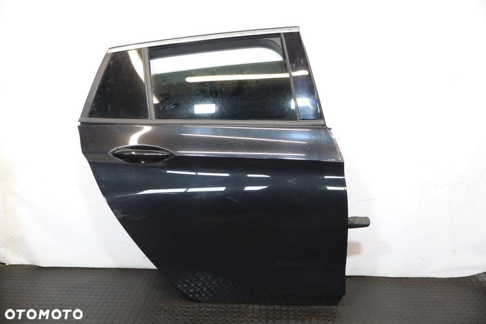 DRZWI PRAWY TYŁ OPEL ASTRA K Z22C KOMBI - 1