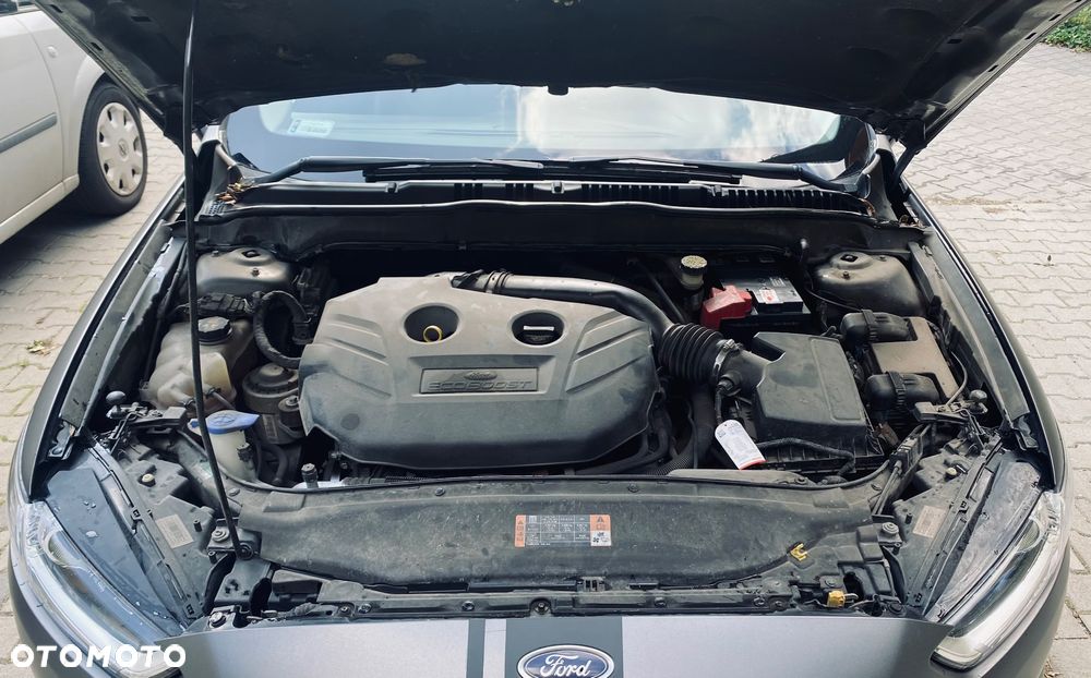 Ford Fusion 2.0 EcoBoost Titanium - 12
