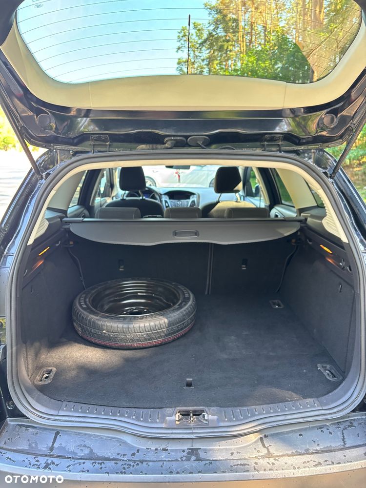 Ford Focus 1.6 TDCi DPF Titanium - 11