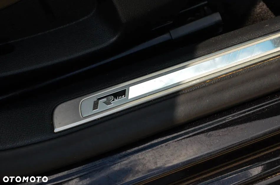 Volkswagen Passat Variant 2.0 TDI DSG BlueMotion Technology R-Line - 31