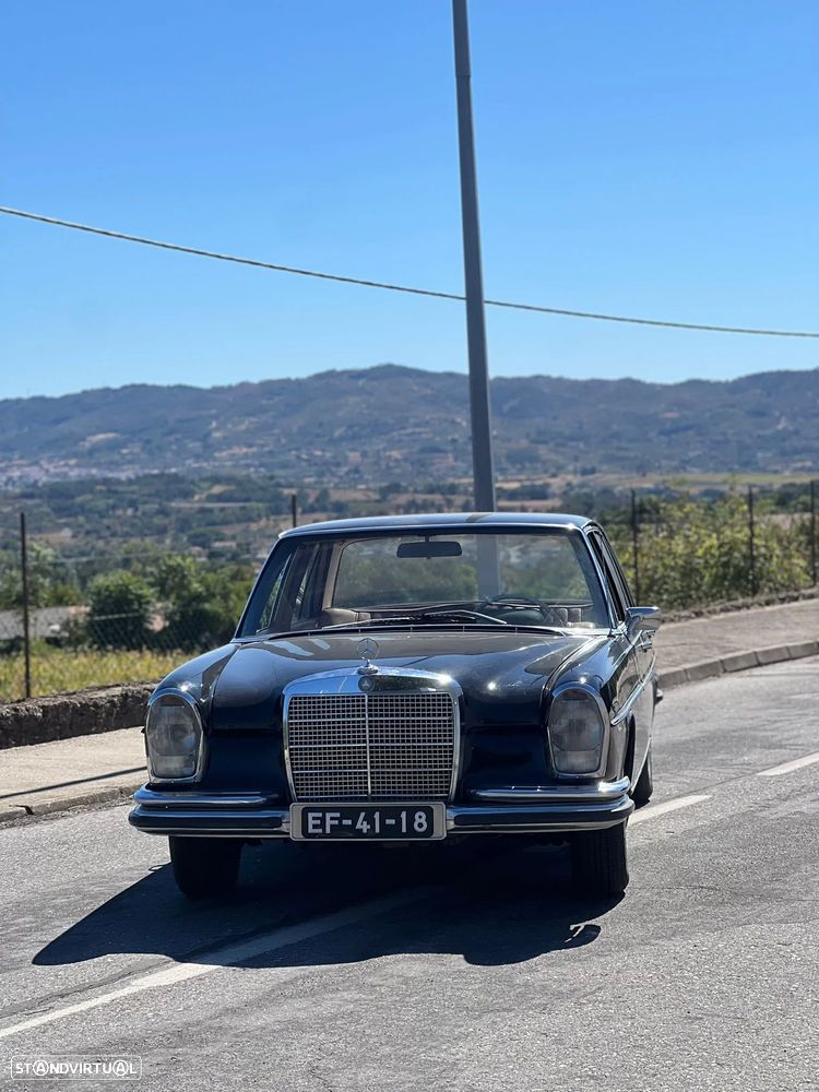 Mercedes-Benz 280 - 2