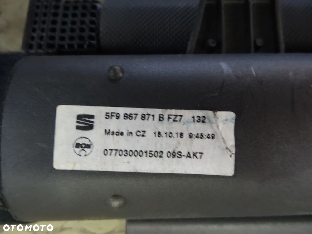 5F9867871B roleta bagaznika Seat Leon 5F III Kombi czesci - 2