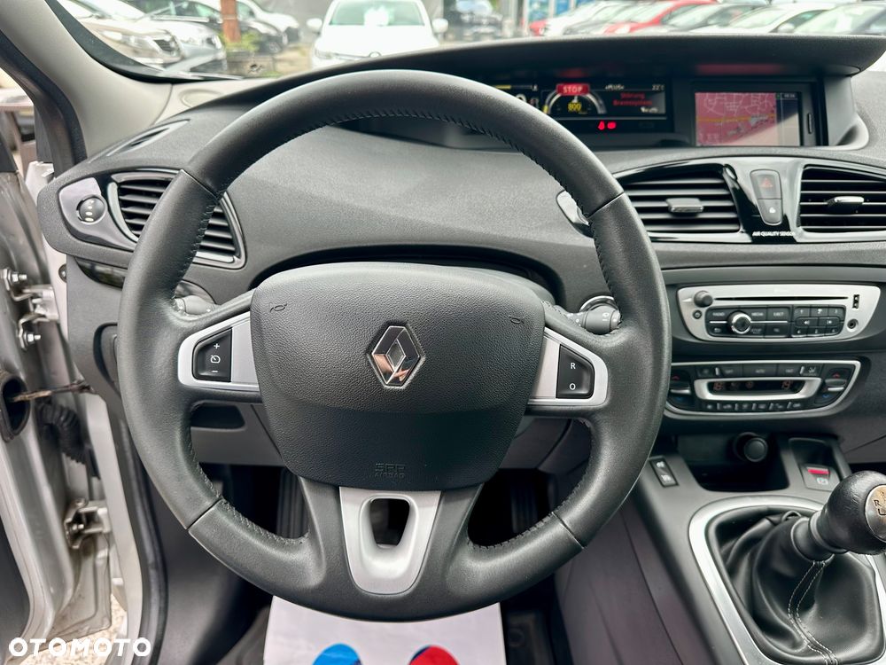 Renault Scenic TCe 130 Bose Edition - 17