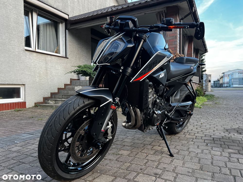 KTM Duke - 4