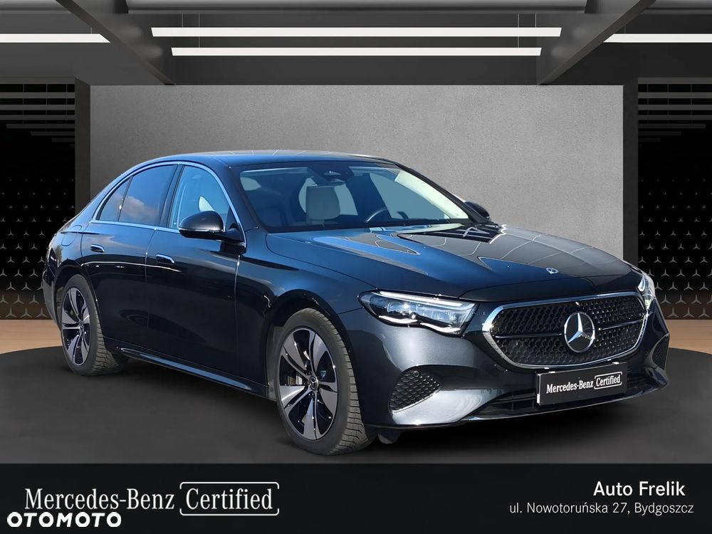 Mercedes-Benz Klasa E 300 PHEV 4-Matic Avantgarde 9G-Tronic - 7