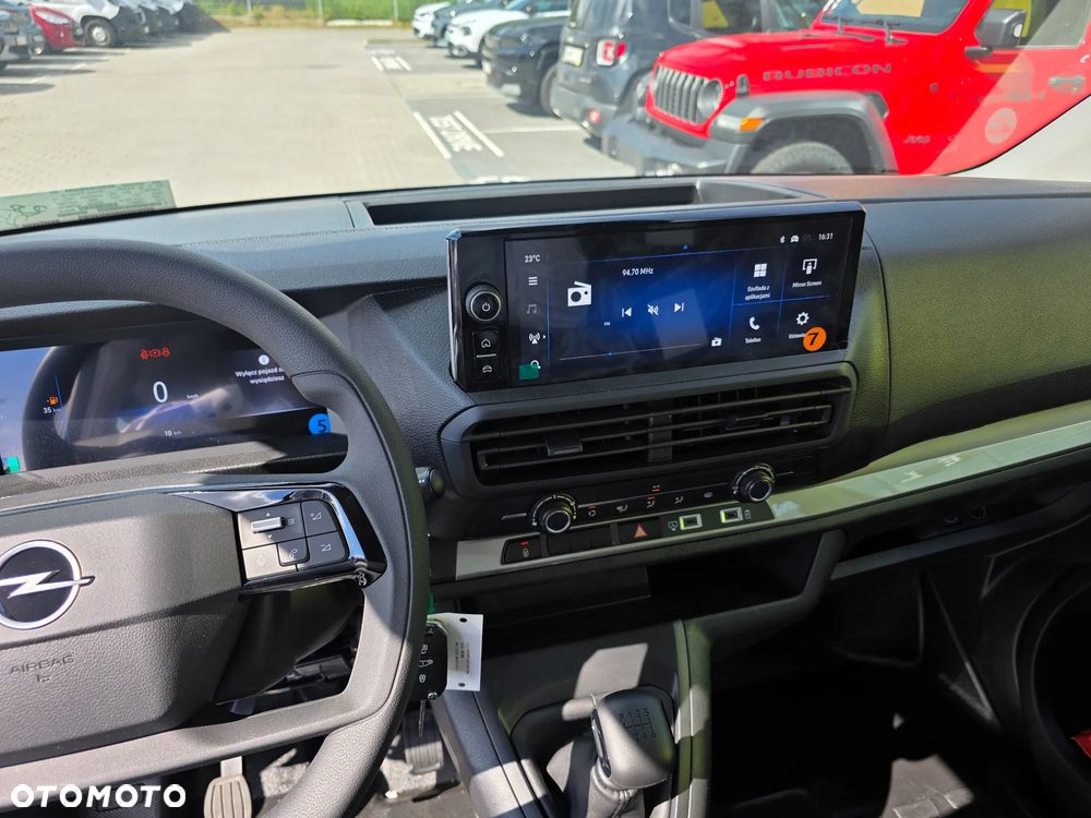 Opel Vivaro - 18