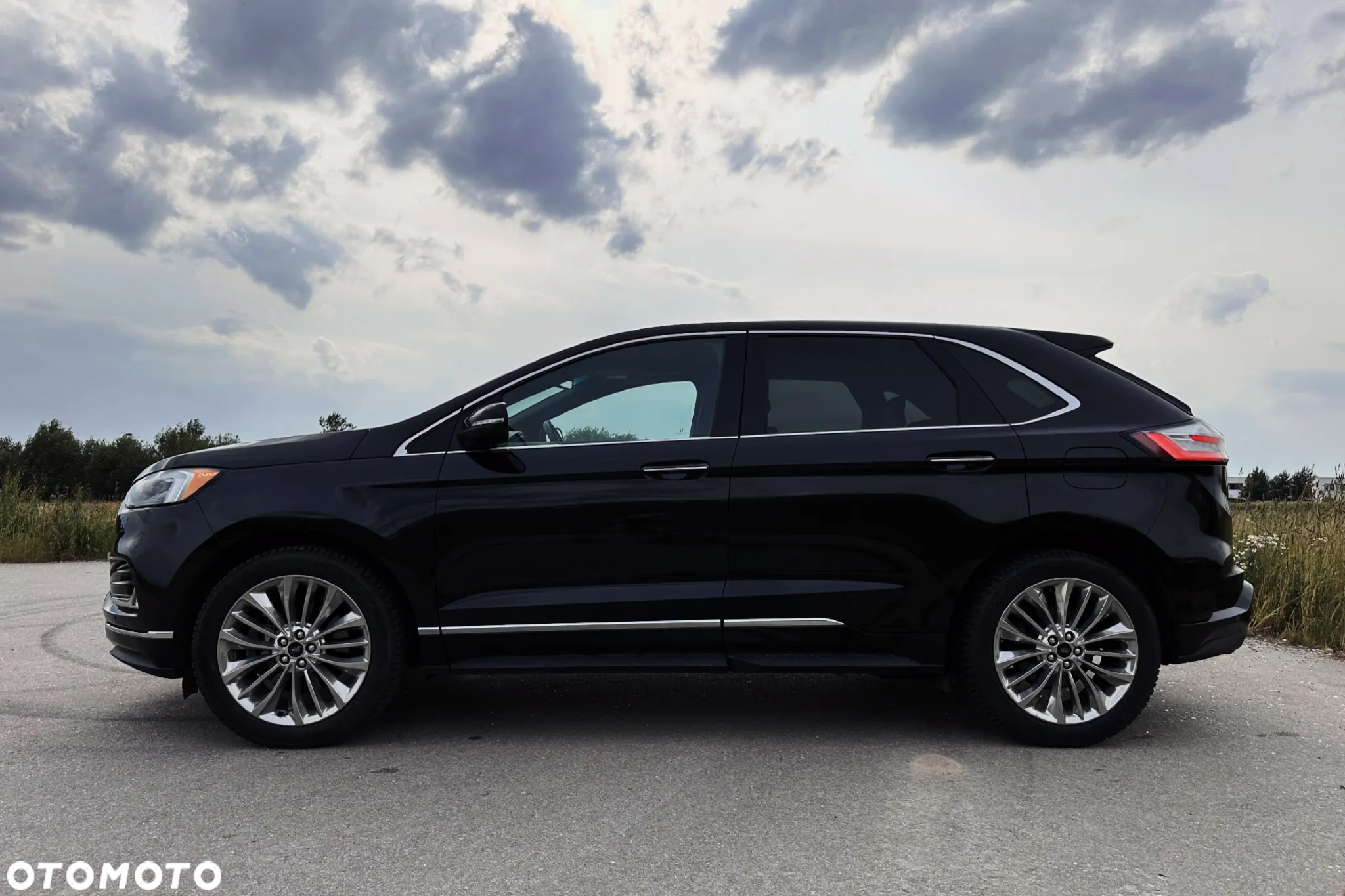 Ford Edge - 8